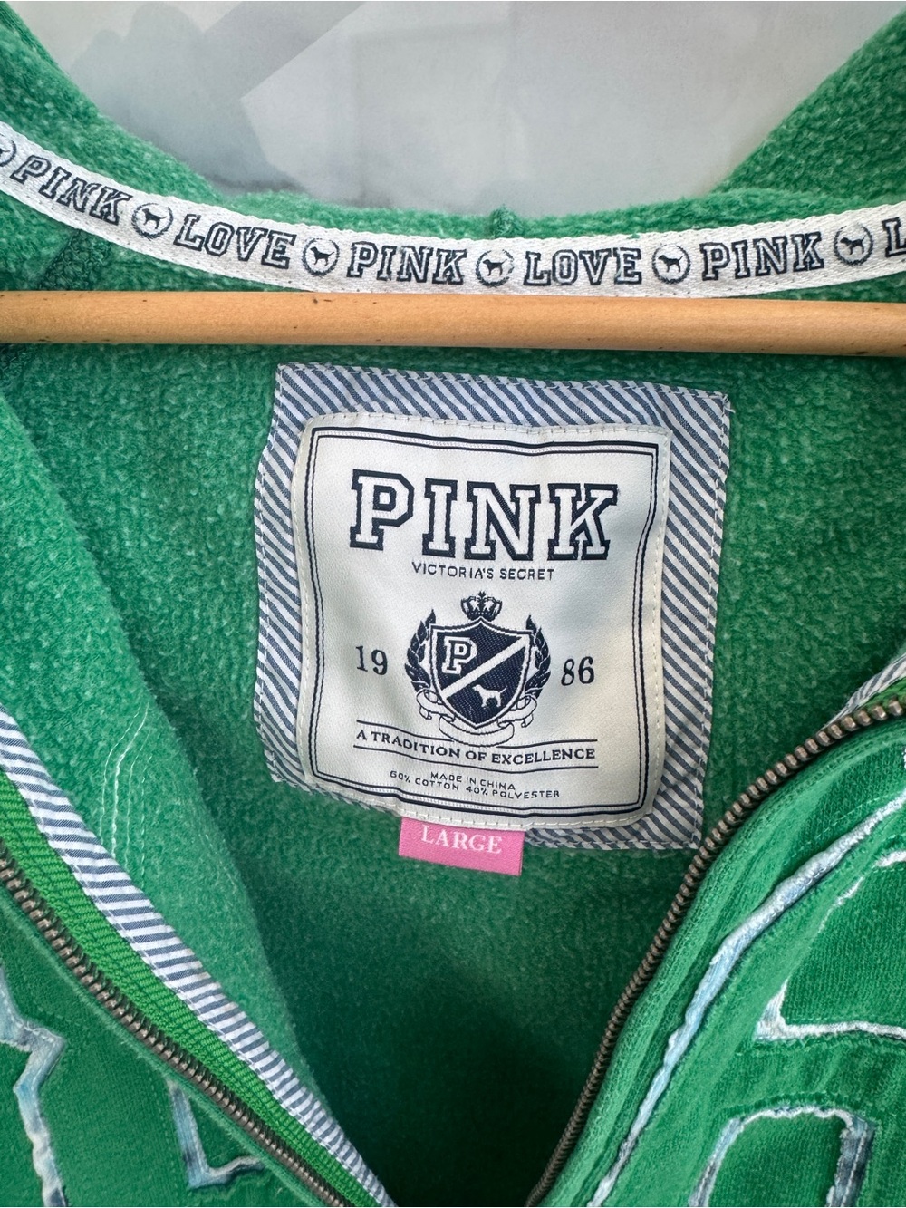 2008 Victoria’s Secret PINK Kelly green zip up hoodie - size large - Picture 3 of 6